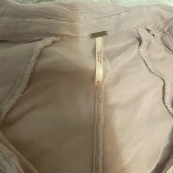 FREE PEOPLE Ruffled button up - Picture 3 of 4